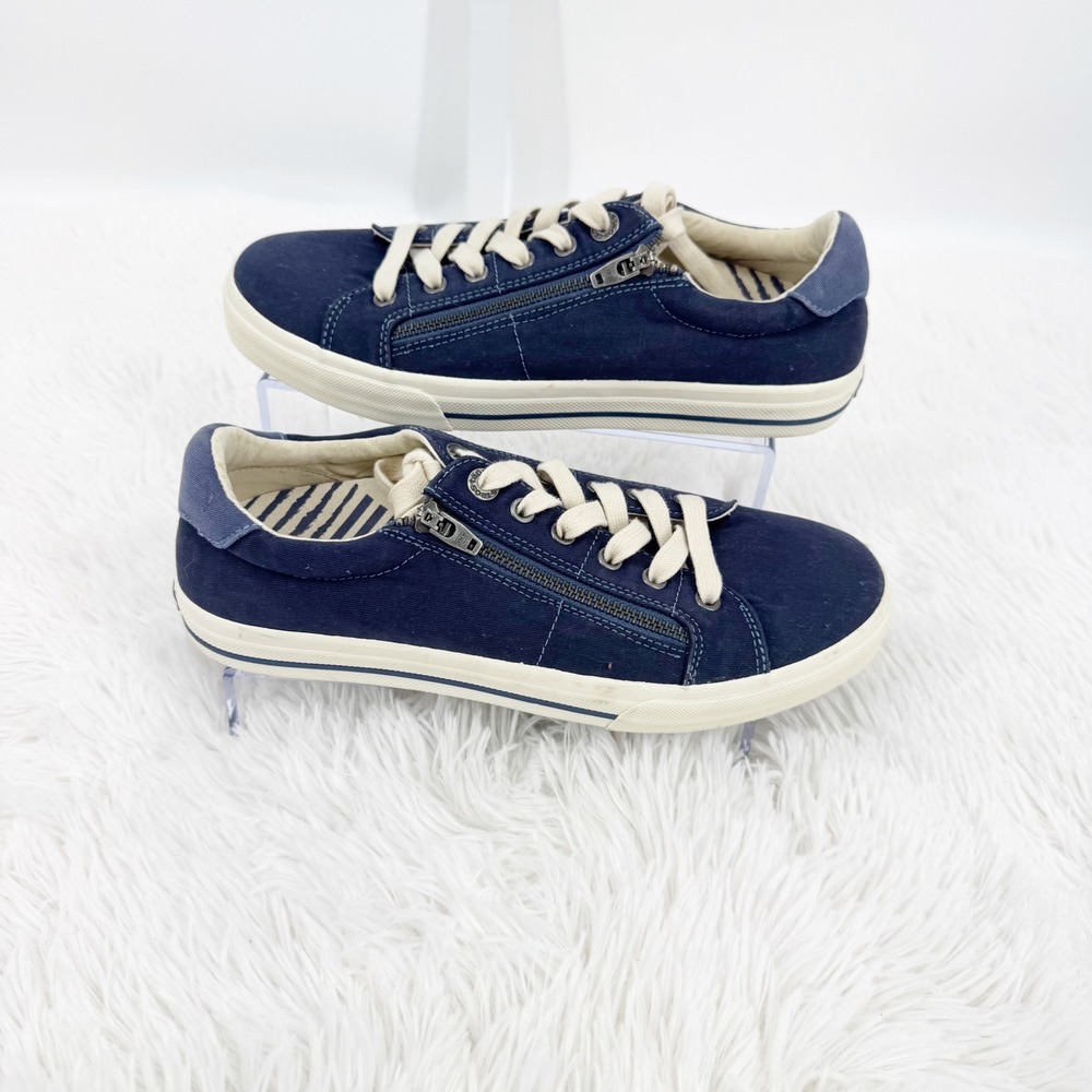 Taos Z-Soul Navy Blue Canvas Side Zip Low Top Sneakers 8.5